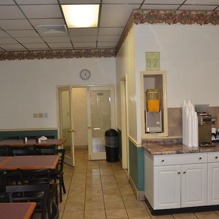 Knights Inn - Nashville Downtown Экстерьер фото