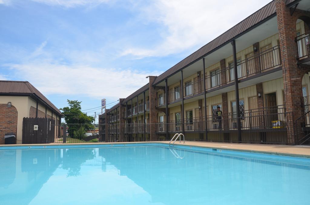 Knights Inn - Nashville Downtown Экстерьер фото
